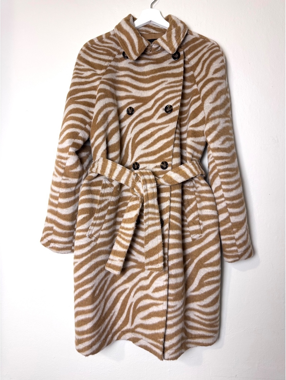 Tan cream fuzzy zebra coat belted button up Ann Taylor size L petite